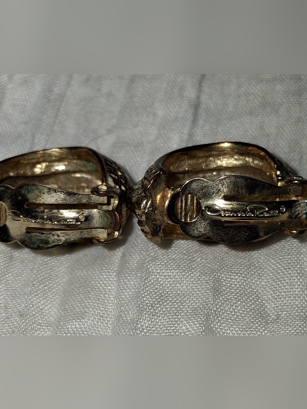 Oscar de la Renta Gold-Tone Hammered Hoop Clip-On Earrings - Picture 2 of 10